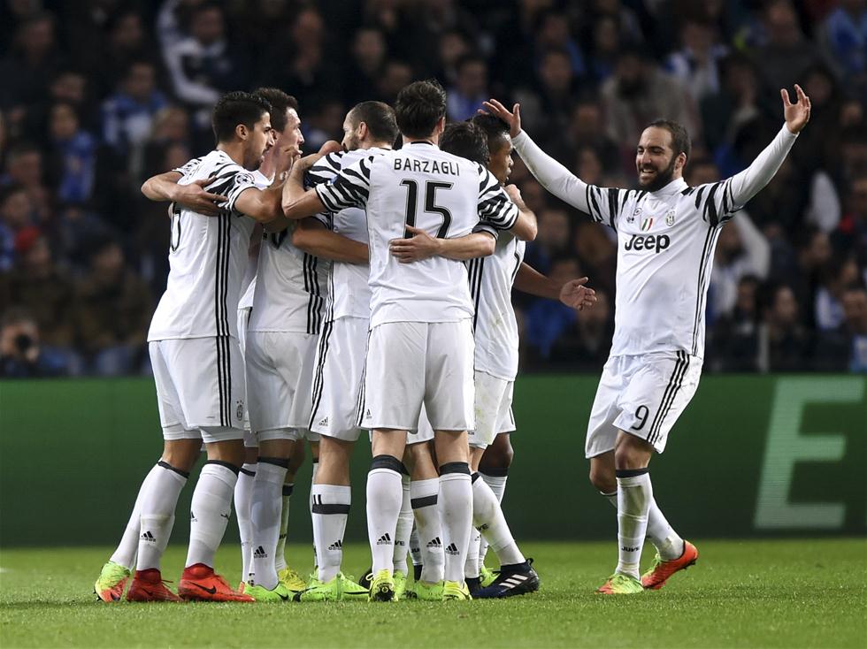 若阿根廷、葡萄牙均头名出线，梅罗有望在世界杯八强战相遇（阿根廷与葡萄牙若双双小组第一晋级，梅罗或在世界杯八强相逢）