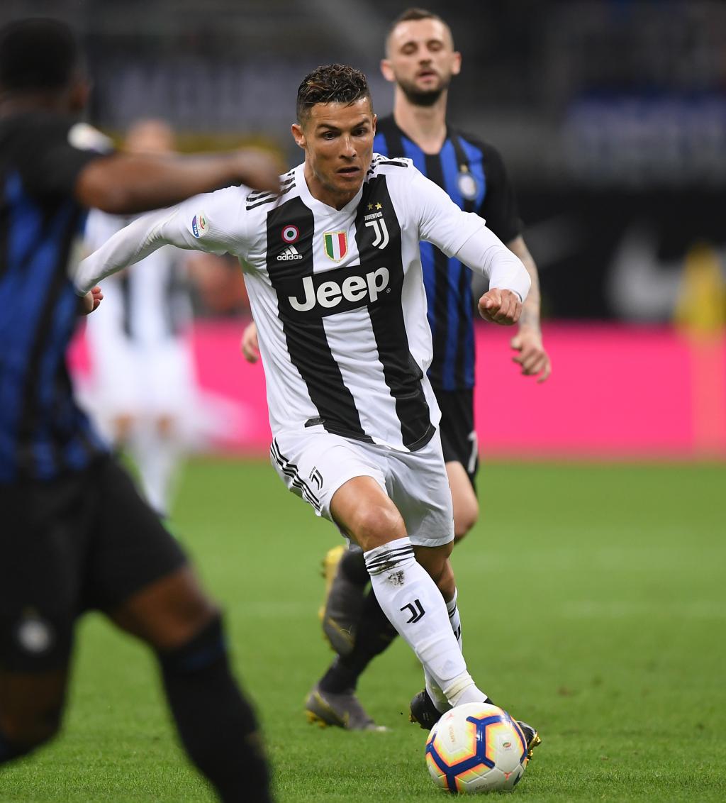 官方：伊萨克踝关节损伤+腓骨骨折，目前已成功手术归期未定（官宣：伊萨克踝伤伴腓骨骨折，手术顺利，复出时间待定）