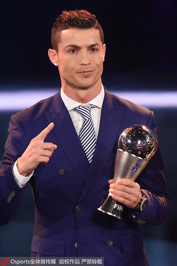 2025／26赛季英超：西汉姆联0-2利物浦！萨拉赫替补席见证利物浦重生（英超2025／26赛季：利物浦2-0客胜西汉姆，萨拉赫替补席目睹红军复苏）