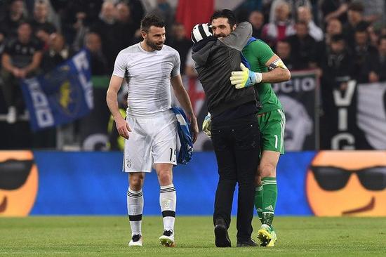 西甲第16轮观赛指南：阿隆索迎帅位保卫战；巴萨盼拉开差距（西甲第16轮观赛前瞻：阿隆索面临帅位保卫战，巴萨力争扩大差距）