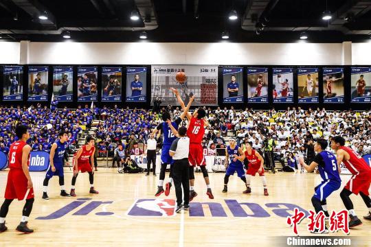 斯内德：贝尼特斯接手国米的时机很糟糕，我没说他是最差教练（斯内德：贝尼特斯接掌国米时机不佳，我从未说他是最差教练）