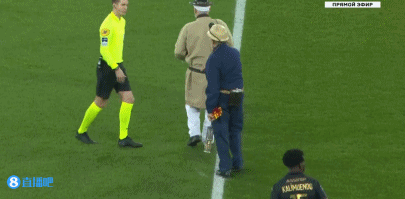 云南玉昆中场张宇峰：祝愿老东家长春亚泰早日重返中超（云南玉昆中场张宇峰祝福老东家长春亚泰：期待尽快重回中超）